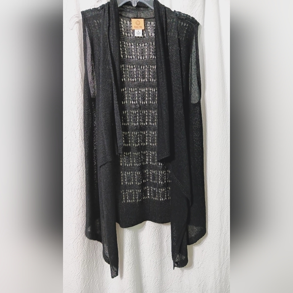 3X$25. Ruby Rd Sleeveless Knitted crochet Cardigan Size M